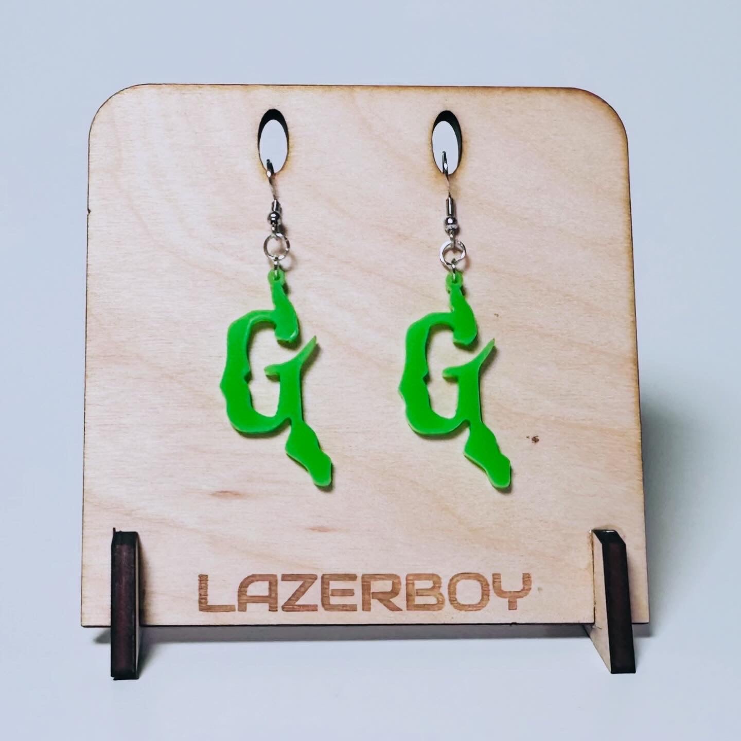 Goosebumps “G” Shaped Earring